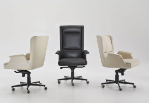 Разные офисные кресла