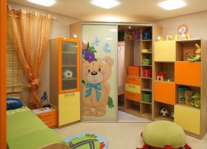 Шкаф для ребенка в дом
